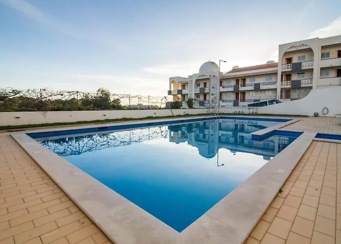 By Ici Algarve *